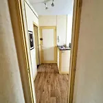 דירה Proche De L'hyper-centre Avec Garage קאין