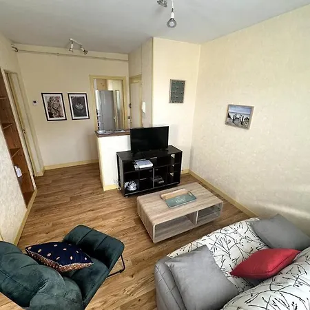 Proche De L'hyper-centre Avec Garage Lägenhet Caen