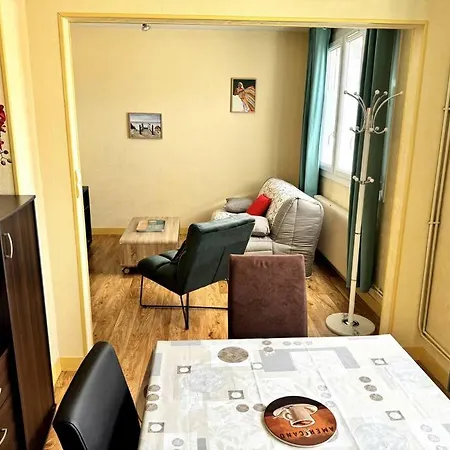 Lägenhet Proche De L'hyper-centre Avec Garage