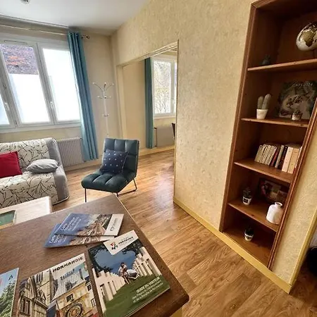 Proche De L'hyper-centre Avec Garage Lägenhet